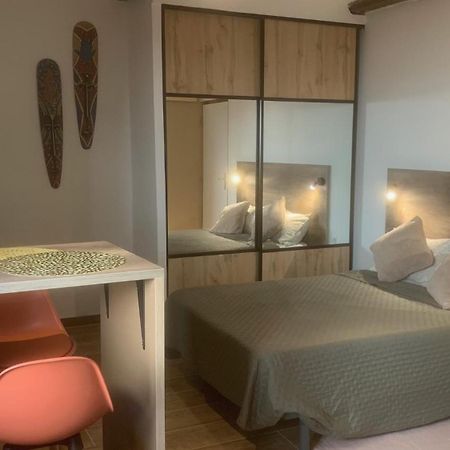 Studio Tout Equipe Pres Des Grands Buffets, Narbonne Eksteriør bilde